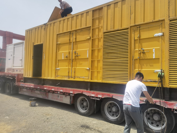 沂源除了负载情况和发动机维护，还有哪些因素会影响 200kw 柴油发电机的油耗？